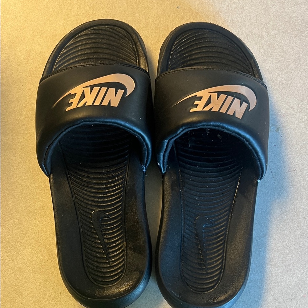 Nike Women’s Black Slide Sandals